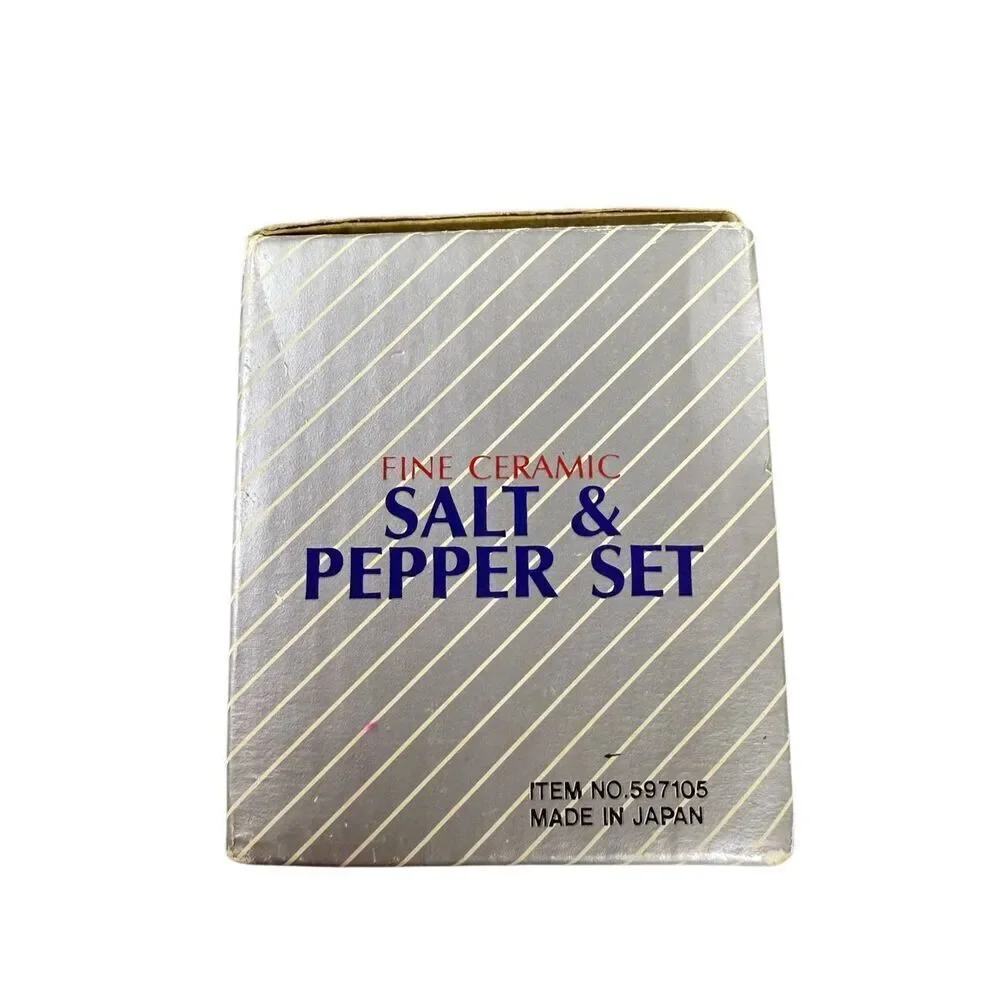 Fine Ceramic Turkey Salt and Pepper Shaker Set of 2